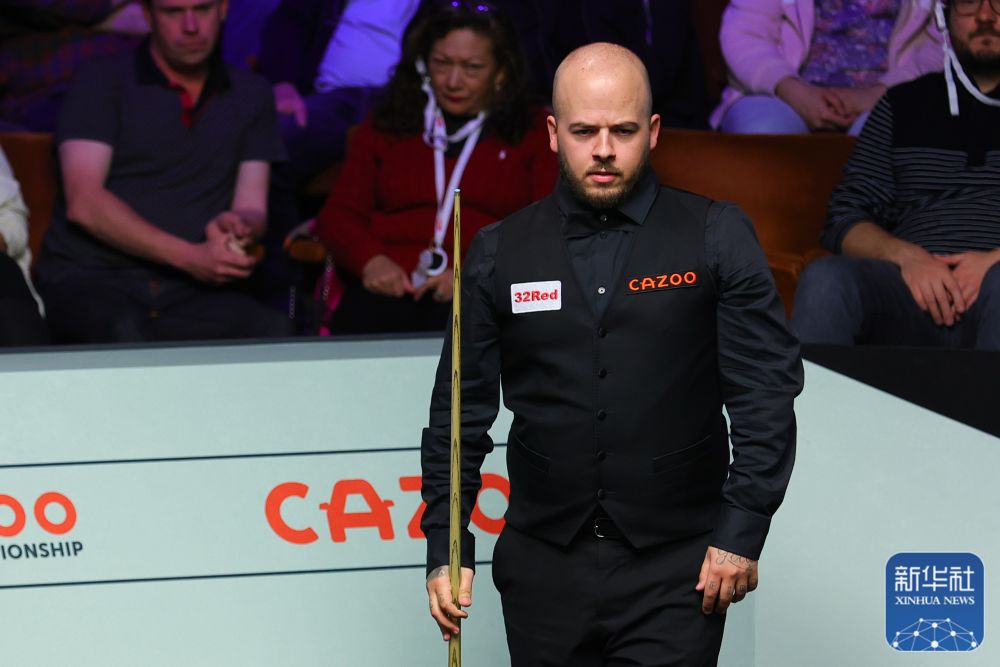 从豪掷两千 从豪掷两千