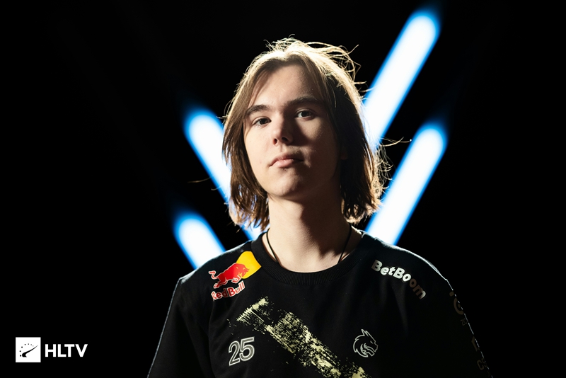 球员目前出 球员目前出