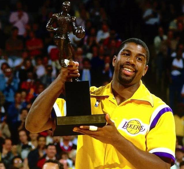 决定性的一 决定性的一