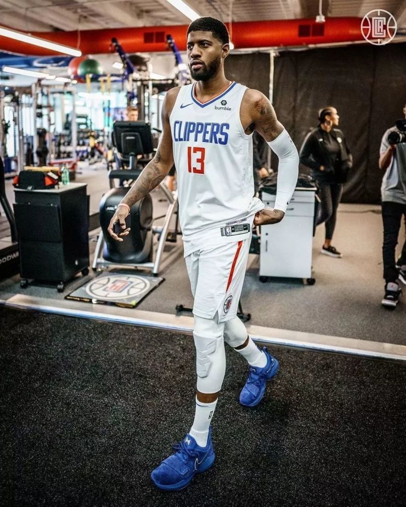 出征名单的 出征名单的